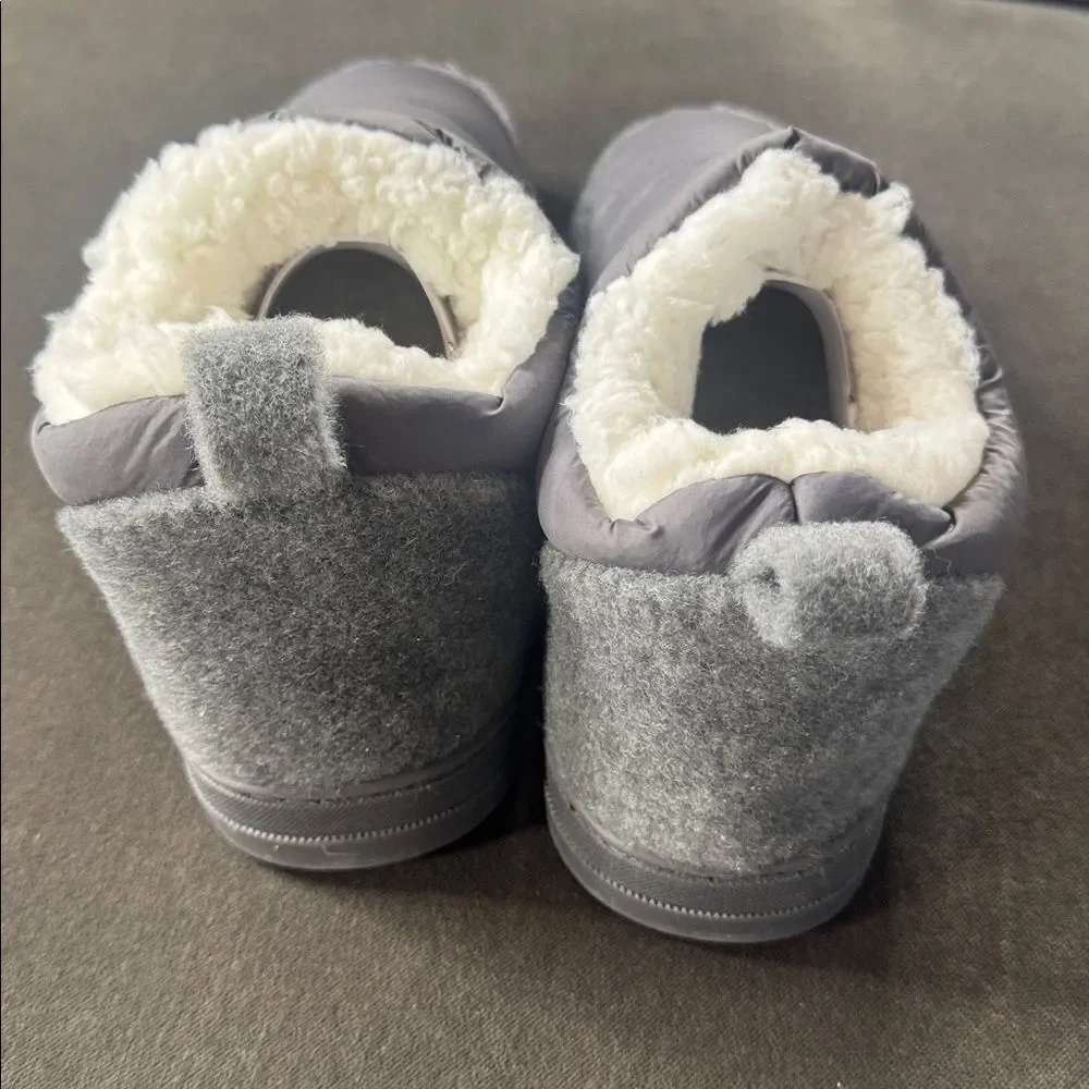 Men’s Wayland Square Gray Quilted Slipper Boots Faux Fur Lining Size L 9-10 NEW
